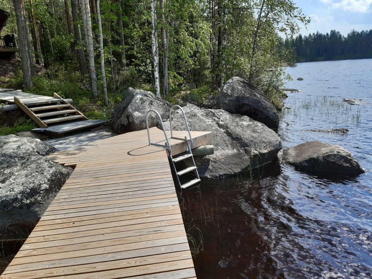 Hyvoelaen Moekit Villa Ahtari Exterior photo
